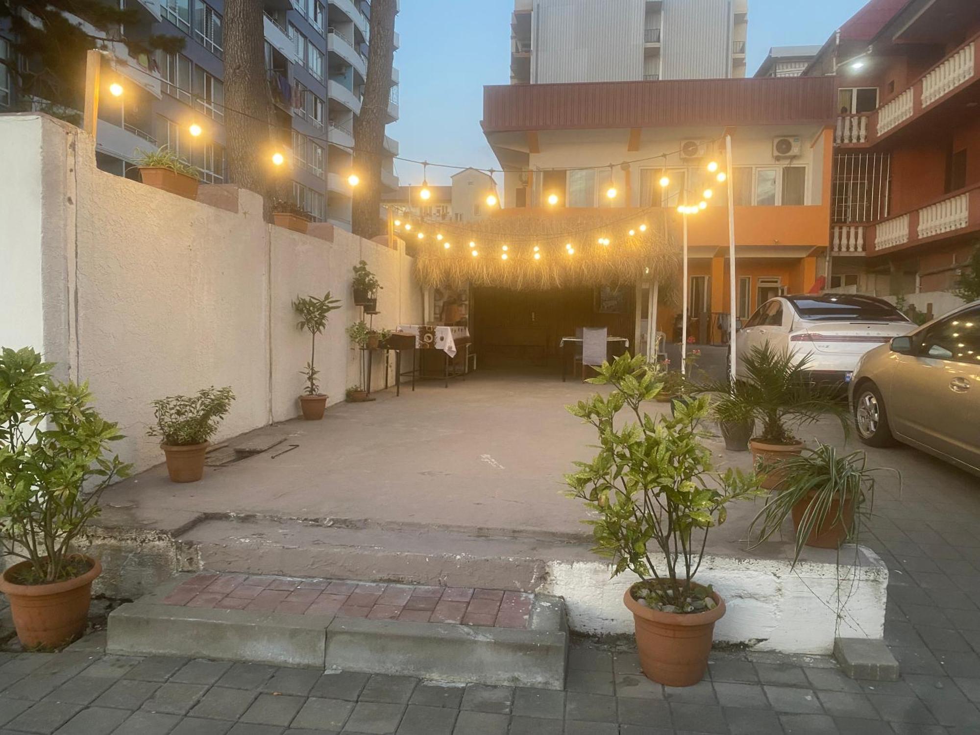 Guest House Orange Кобулети Екстериор снимка