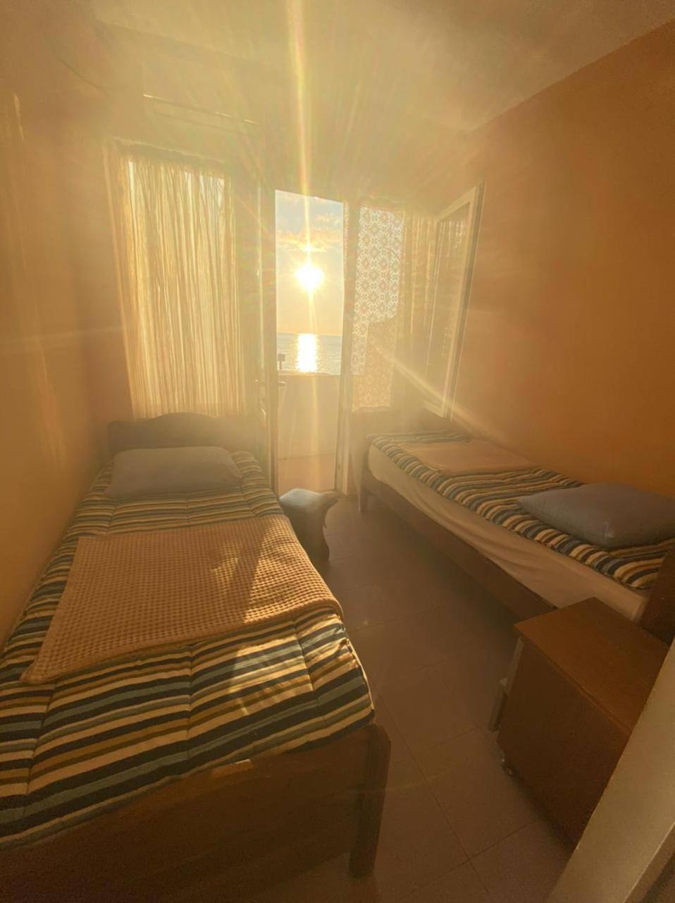 Guest House Orange Кобулети Екстериор снимка
