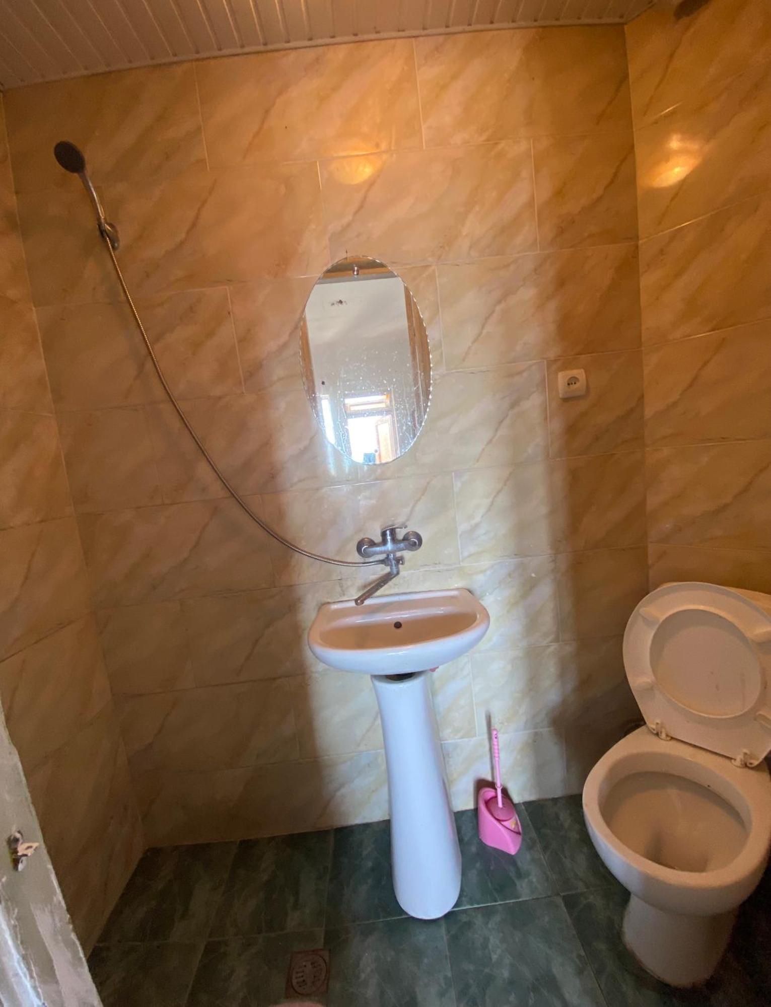 Guest House Orange Кобулети Екстериор снимка